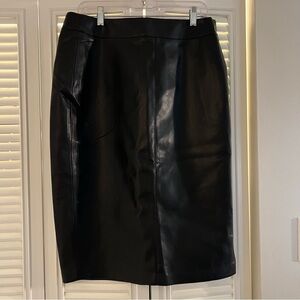 Pink Lily BLACK Faux Leather Vegan Skirt. Side Slit, Side Zip, Womens Large.